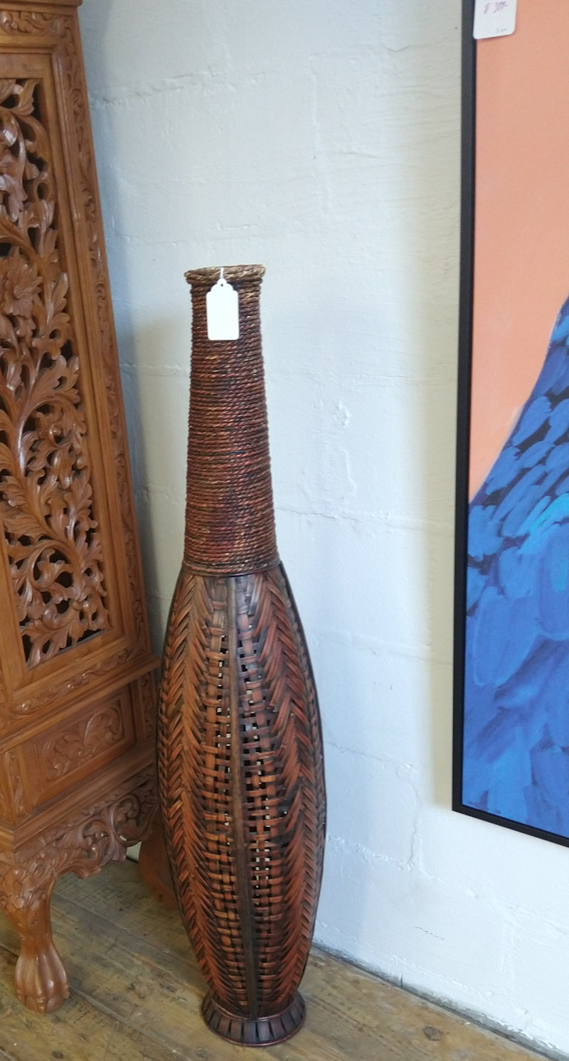 KK0300-tall-woven-floor-vase