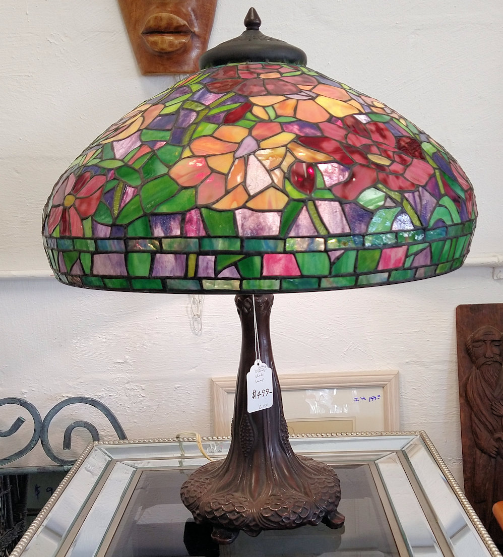 LT0078-Tiffany-shade-lamp