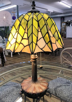LT0103-Palm-frond-Tiffany-lamp